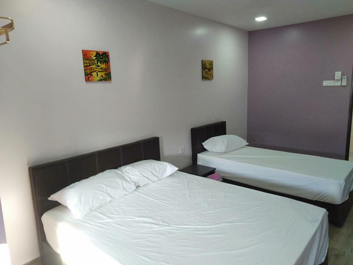 Purple Dream Home Teluk Panglima Garang Bagian luar foto