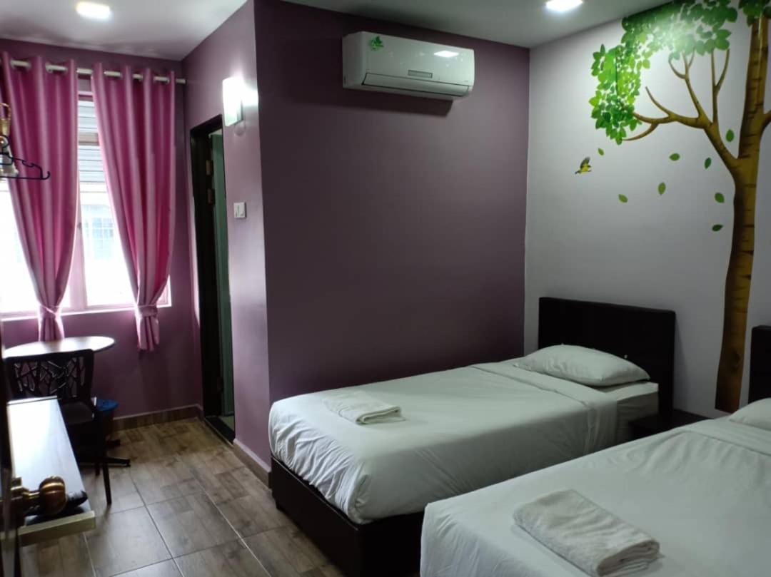 Purple Dream Home Teluk Panglima Garang Bagian luar foto